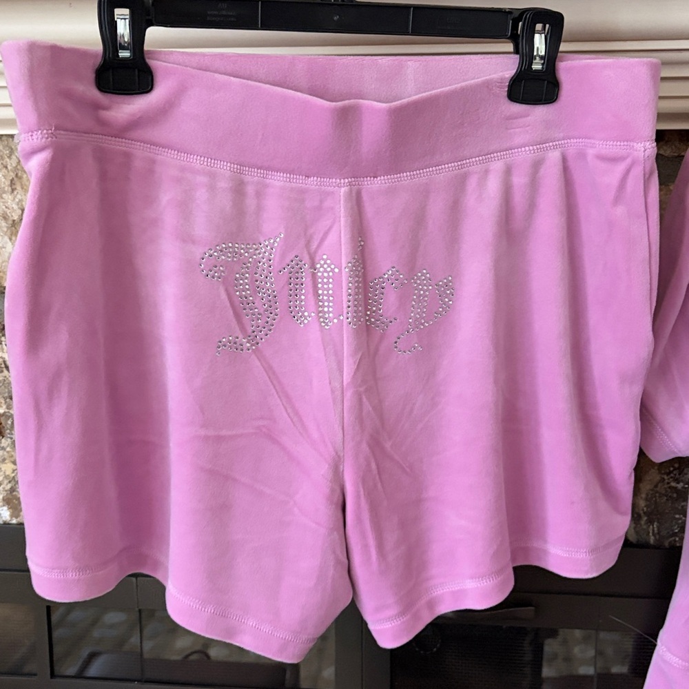 NWT Juicy Couture Velour tracksuit hoodie and shorts set size L choose one set - Picture 11 of 14